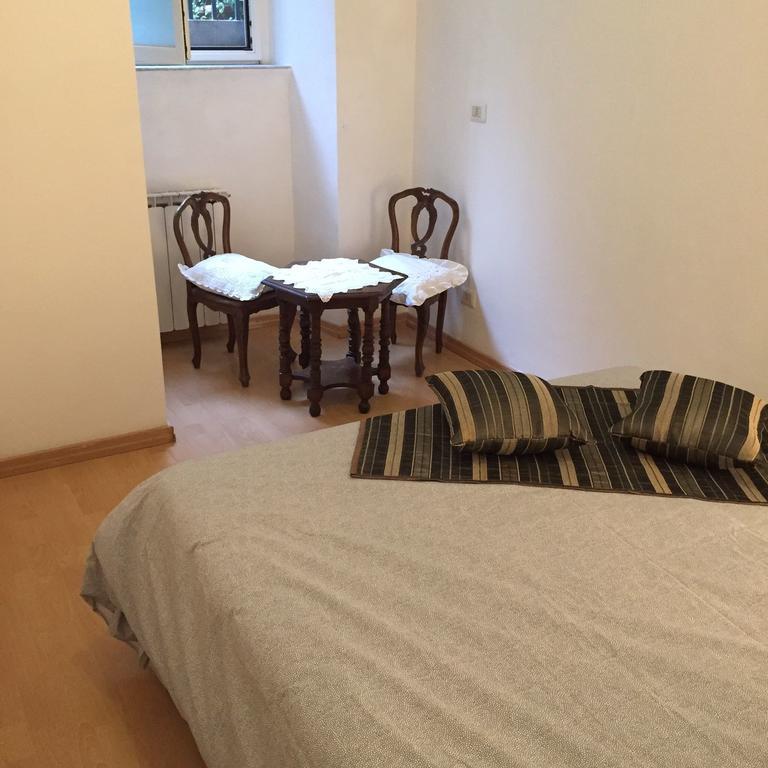 Ave Roma B&B Bilik gambar