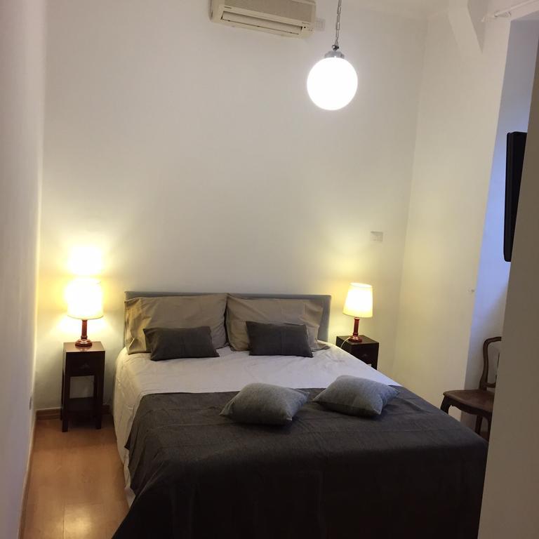 Ave Roma B&B Bilik gambar